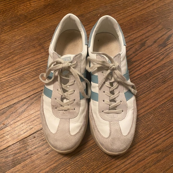 Gola Sneakers - Picture 1 of 5